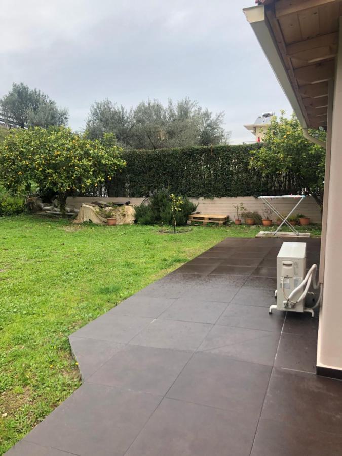 Chrysa'S House Apartment Aigio Exterior photo