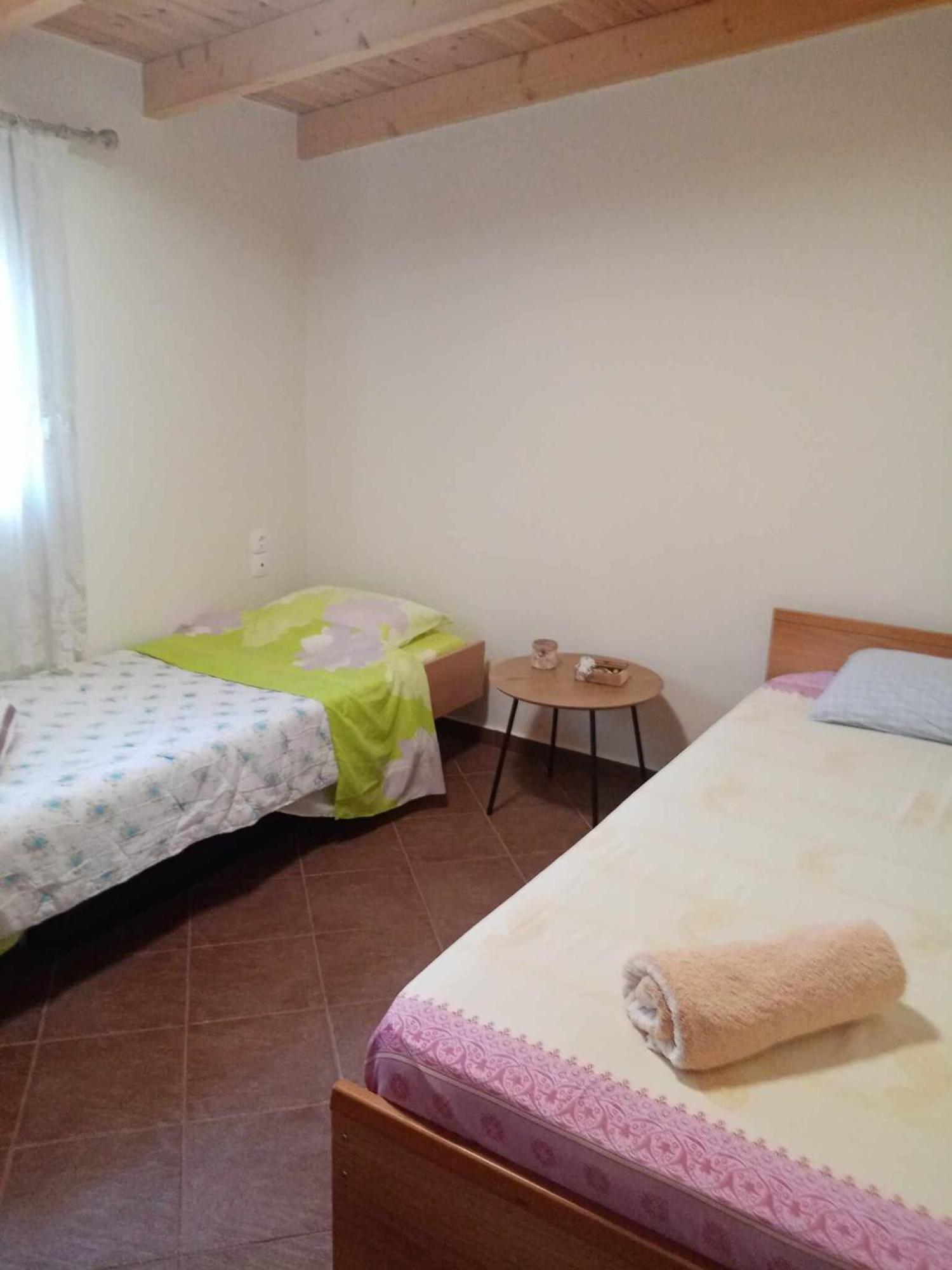 Chrysa'S House Apartment Aigio Exterior photo